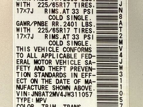 Used 2018 Nissan Rogue SV image 16