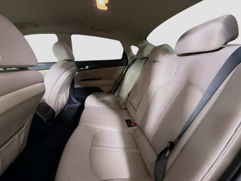 Used 2016 Kia Optima LX w/ LX Convenience Package image 24