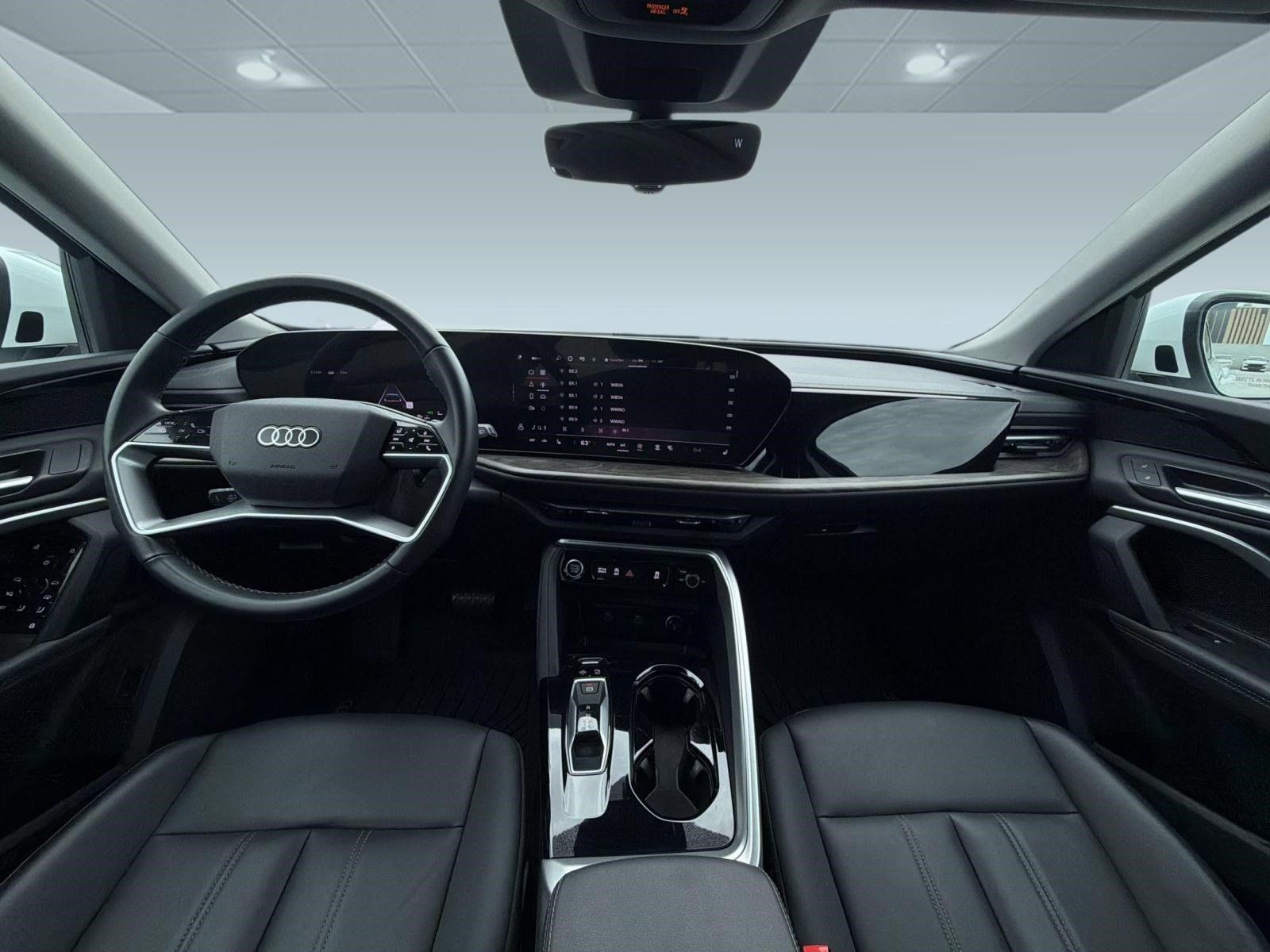 Used 2025 Audi Q5 Premium w/ Convenience Package AWD/4WD image 18