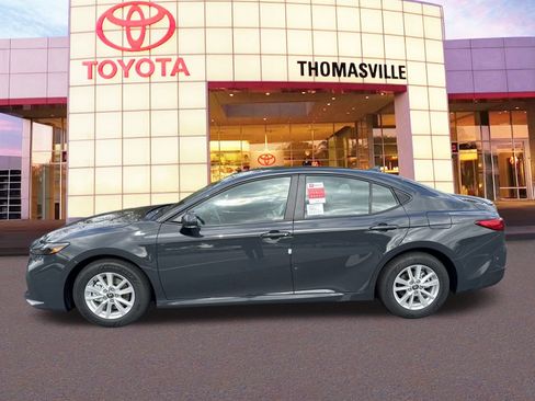 New 2025 Toyota Camry LE w/ Convenience Package image 8