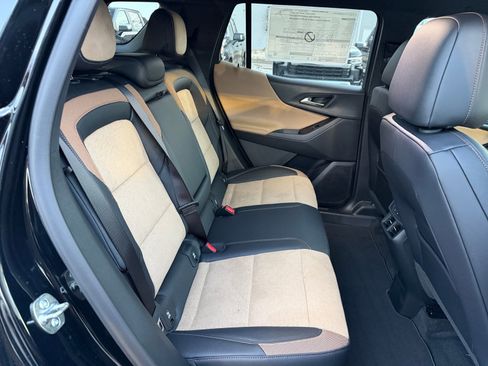 New 2026 Chevrolet Equinox ACTIV w/ Convenience Package III AWD/4WD image 25