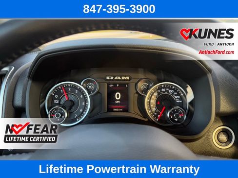 Used 2024 RAM 2500 Big Horn w/ Bed Utility Group image 33