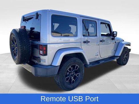 Used 2017 Jeep Wrangler Unlimited Sahara image 5