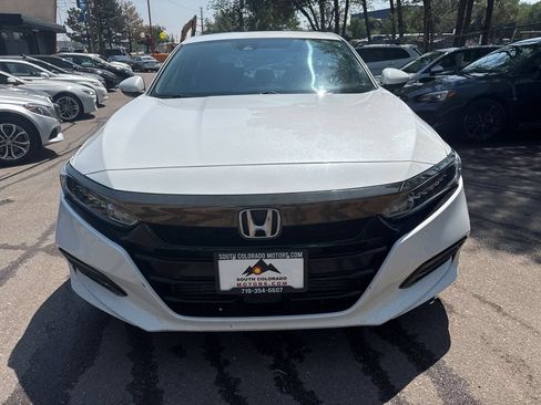 Used 2019 Honda Accord Sport image 2