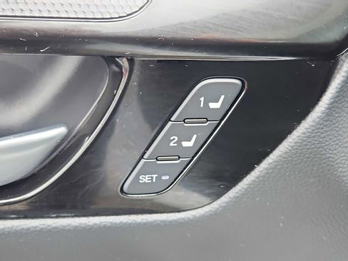 Used 2024 Honda CR-V EX-L image 14