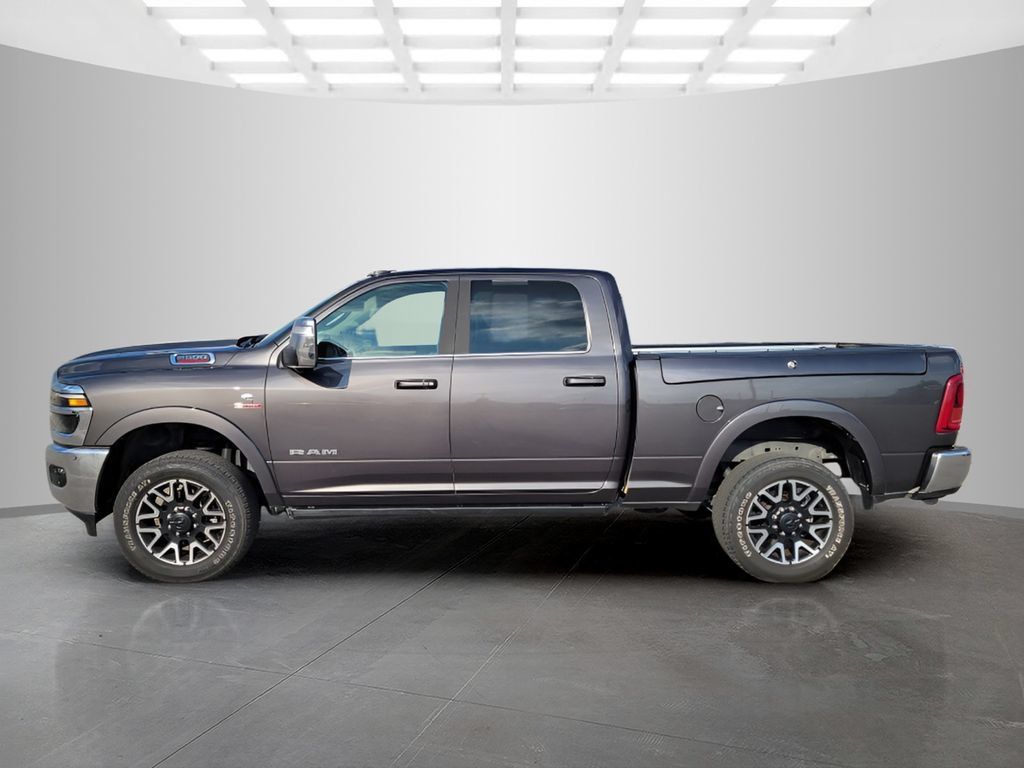 Used 2025 RAM 2500 Limited AWD/4WD image 2