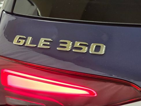 Used 2025 Mercedes-Benz GLE 350 4MATIC image 33