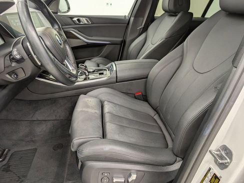 Used 2021 BMW X5 xDrive40i w/ Premium Package image 5