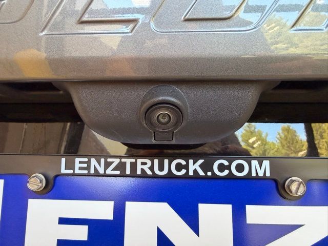 Used 2024 Ford Explorer XLT w/ XLT Sport Appearance Package AWD/4WD image 10