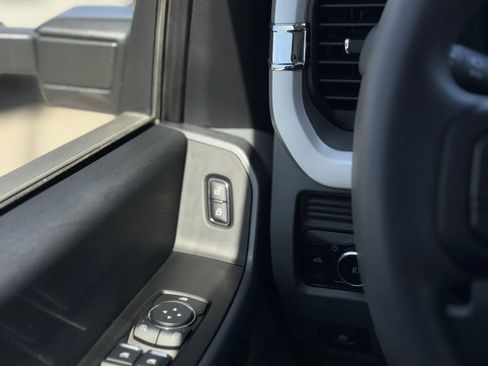 Used 2024 Ford F350 XLT w/ FX4 Off-Road Package image 24