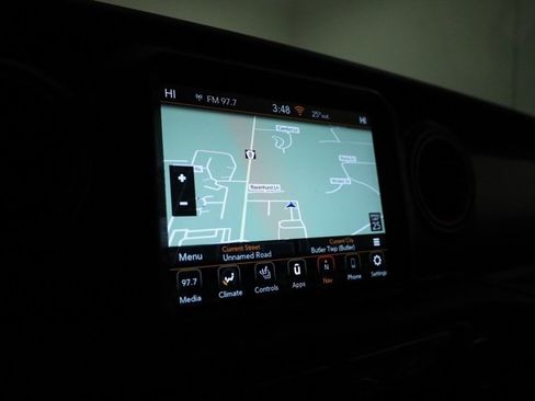 Used 2023 Jeep Gladiator Mojave w/ Cold Weather Group image 20