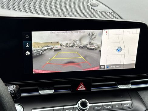 Certified 2024 Hyundai Elantra SEL image 16