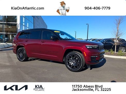 Used 2025 Jeep Grand Cherokee L Summit image 1