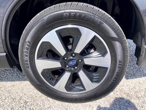 Used 2017 Subaru Forester 2.5i Limited AWD/4WD image 21
