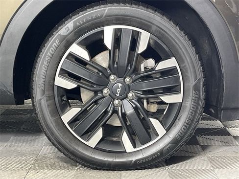 Used 2024 Kia Telluride SX image 10