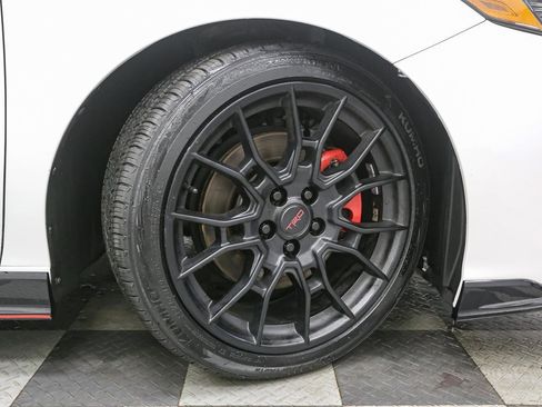 Used 2020 Toyota Camry TRD image 15