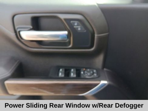 Used 2022 Chevrolet Silverado 1500 LT w/ Z71 Off-Road Package image 15