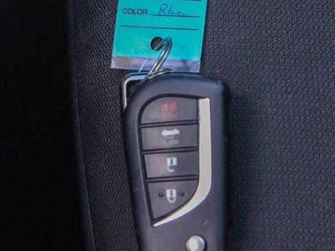 Used 2024 Toyota Corolla LE FWD image 43