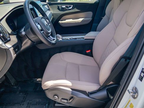 Used 2026 Volvo XC60 B5 Plus w/ Protection Package Premier image 21