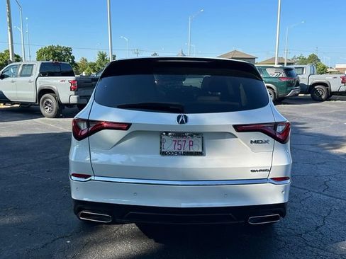Used 2022 Acura MDX w/ Technology Package AWD/4WD image 4