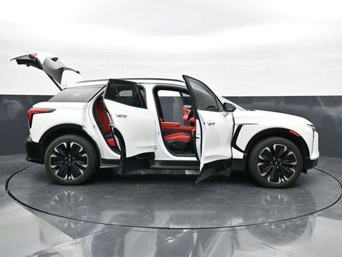 Used 2024 Chevrolet Blazer EV RS AWD/4WD image 44