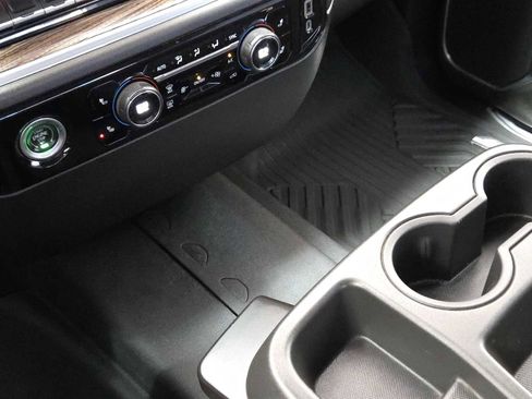 Certified 2022 Chevrolet Silverado 1500 LT image 20