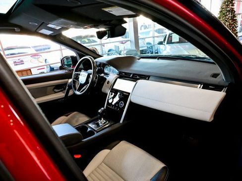 Used 2022 Land Rover Discovery Sport SE R-Dynamic image 27