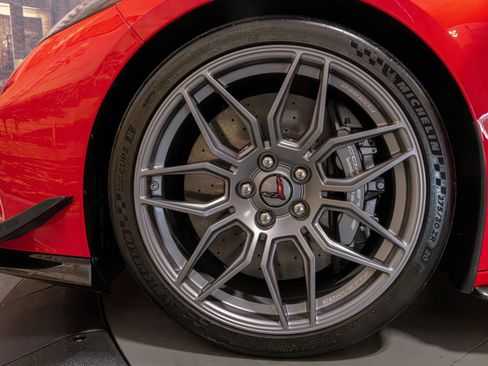 Used 2023 Chevrolet Corvette Z06 w/ Z07 Performance Package image 12