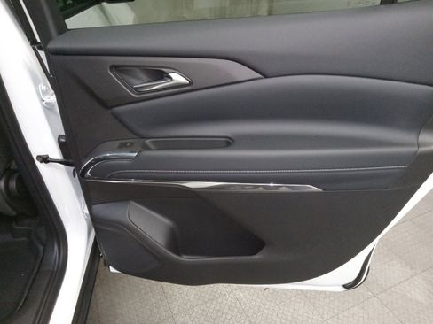 New 2026 Chevrolet Traverse LT w/ Driver Confidence Package image 17