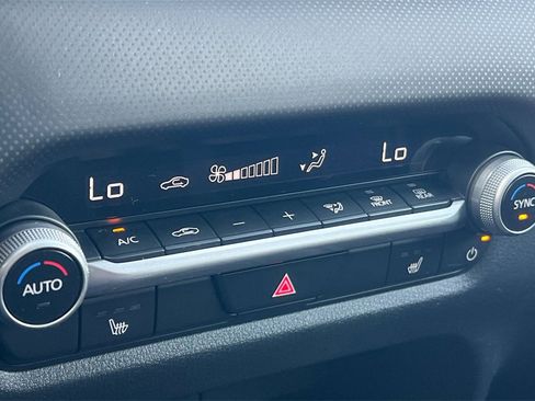 Used 2025 MAZDA CX-50 AWD 2.5 S w/ Weather Package image 25