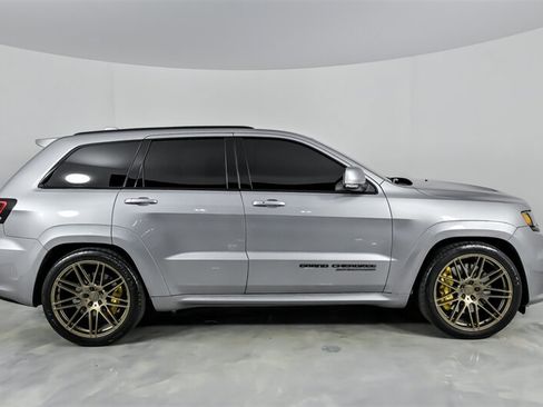 Used 2021 Jeep Grand Cherokee Trackhawk AWD/4WD image 14