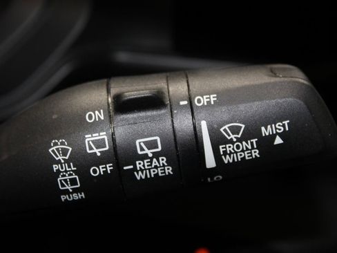 Used 2024 Jeep Wrangler Unlimited Rubicon image 44