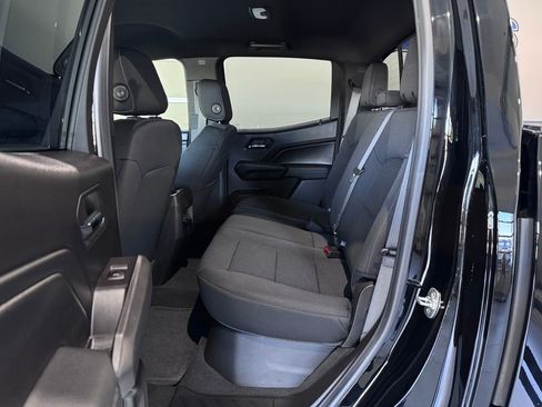 Certified 2025 GMC Canyon Elevation image 10