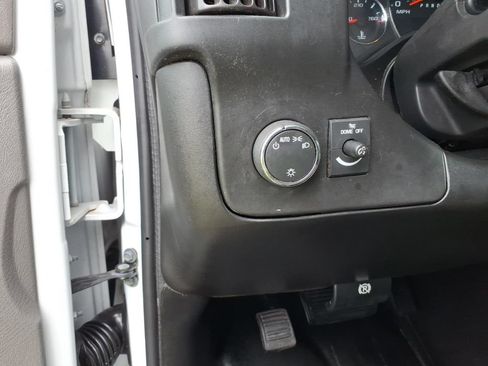 Used 2021 GMC Savana 2500 Extended w/ Driver Convenience Package RWD image 18