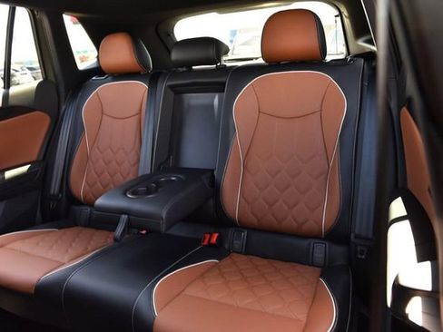 New 2026 Volkswagen Tiguan SEL R-Line AWD/4WD image 21