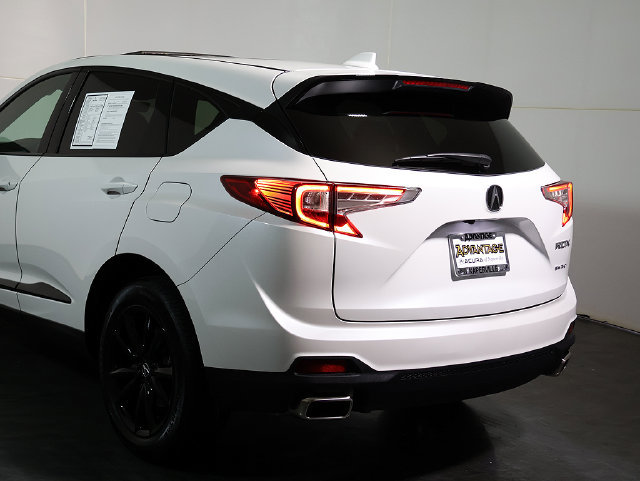 Certified 2025 Acura RDX SH-AWD image 11