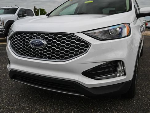 Certified 2024 Ford Edge SEL w/ Convenience Package AWD/4WD image 11