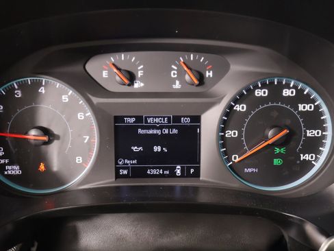 Used 2024 Chevrolet Malibu LT FWD image 4