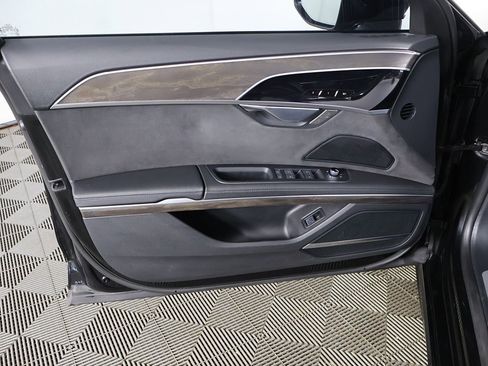 Used 2022 Audi A8 L 3.0T w/ Executive Package image 26