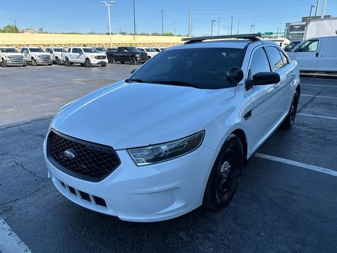 Used 2019 Ford Taurus Police Interceptor AWD image 4