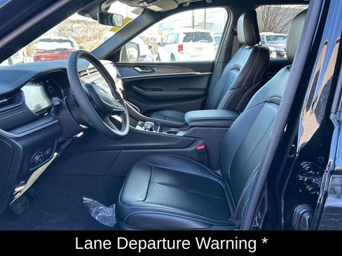 New 2026 Jeep Grand Cherokee Limited AWD/4WD image 15