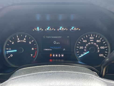 Used 2019 Ford F150 XLT w/ Equipment Group 302A Luxury AWD/4WD image 9