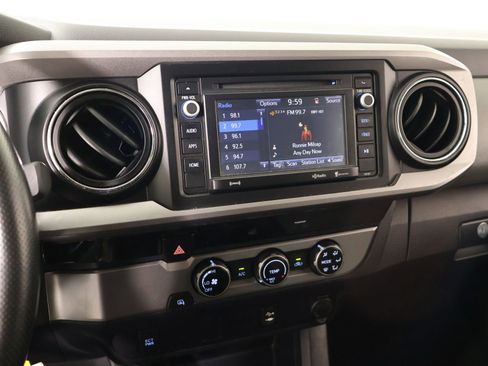 Used 2017 Toyota Tacoma SR5 w/ Tow Package image 5