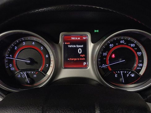Used 2018 Dodge Journey SXT w/ Connectivity Group FWD image 23