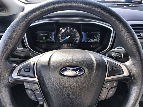 Used 2018 Ford Fusion S image 14