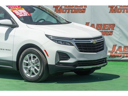 Used 2024 Chevrolet Equinox LT FWD image 8
