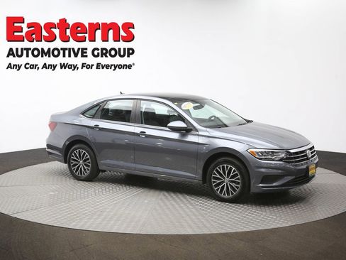 Used 2021 Volkswagen Jetta SE w/ SE Cold Weather Package image 47