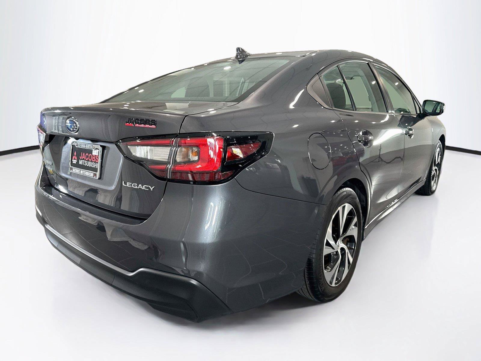Used 2025 Subaru Legacy Premium AWD/4WD image 5