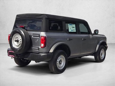 New 2026 Ford Bronco 4-Door AWD/4WD image 2
