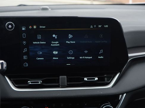 New 2025 Chevrolet Equinox LT w/ Safety and Technology Package image 22